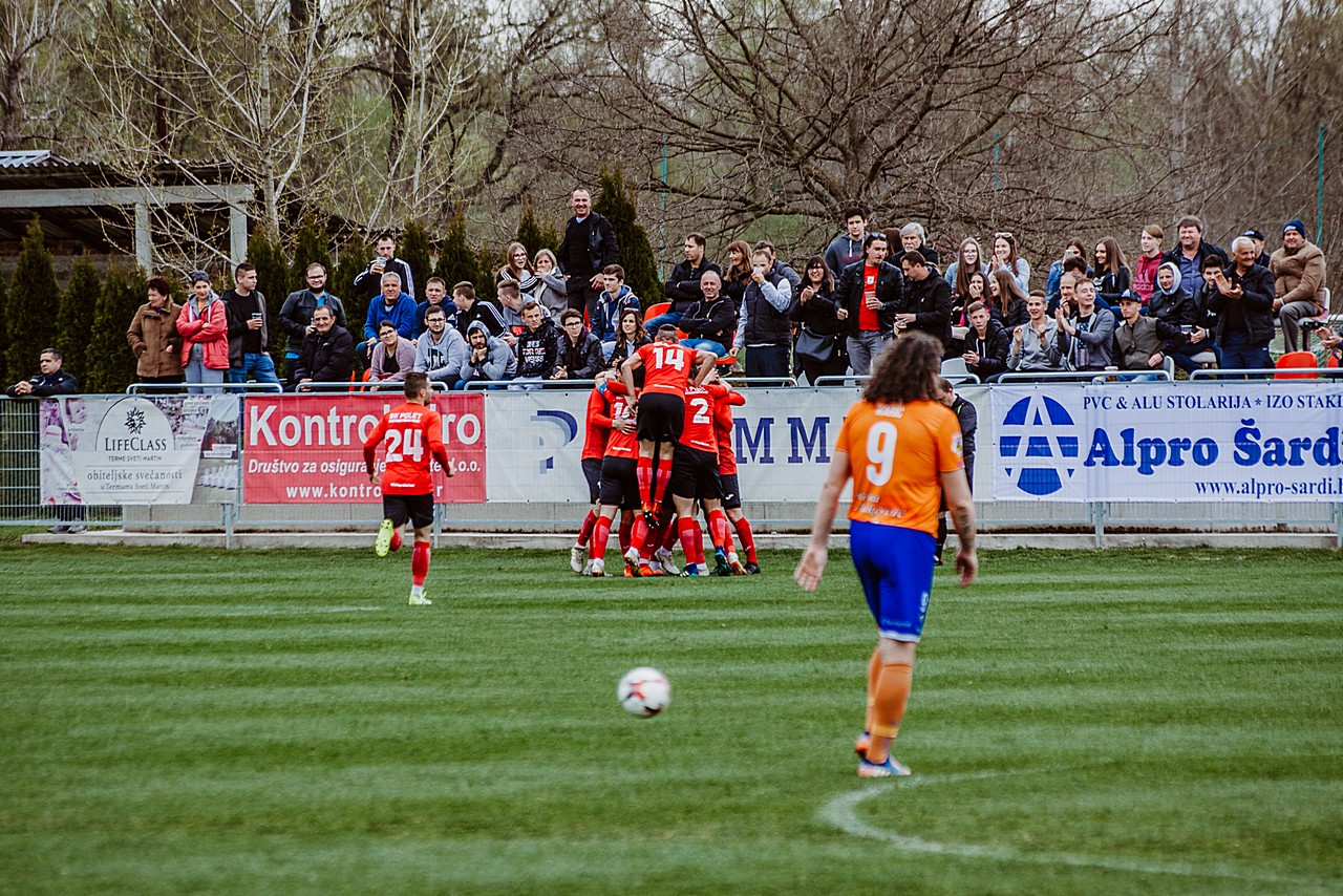 Tisuću ljudi pratilo veliki derbi između Poleta i Varteksa