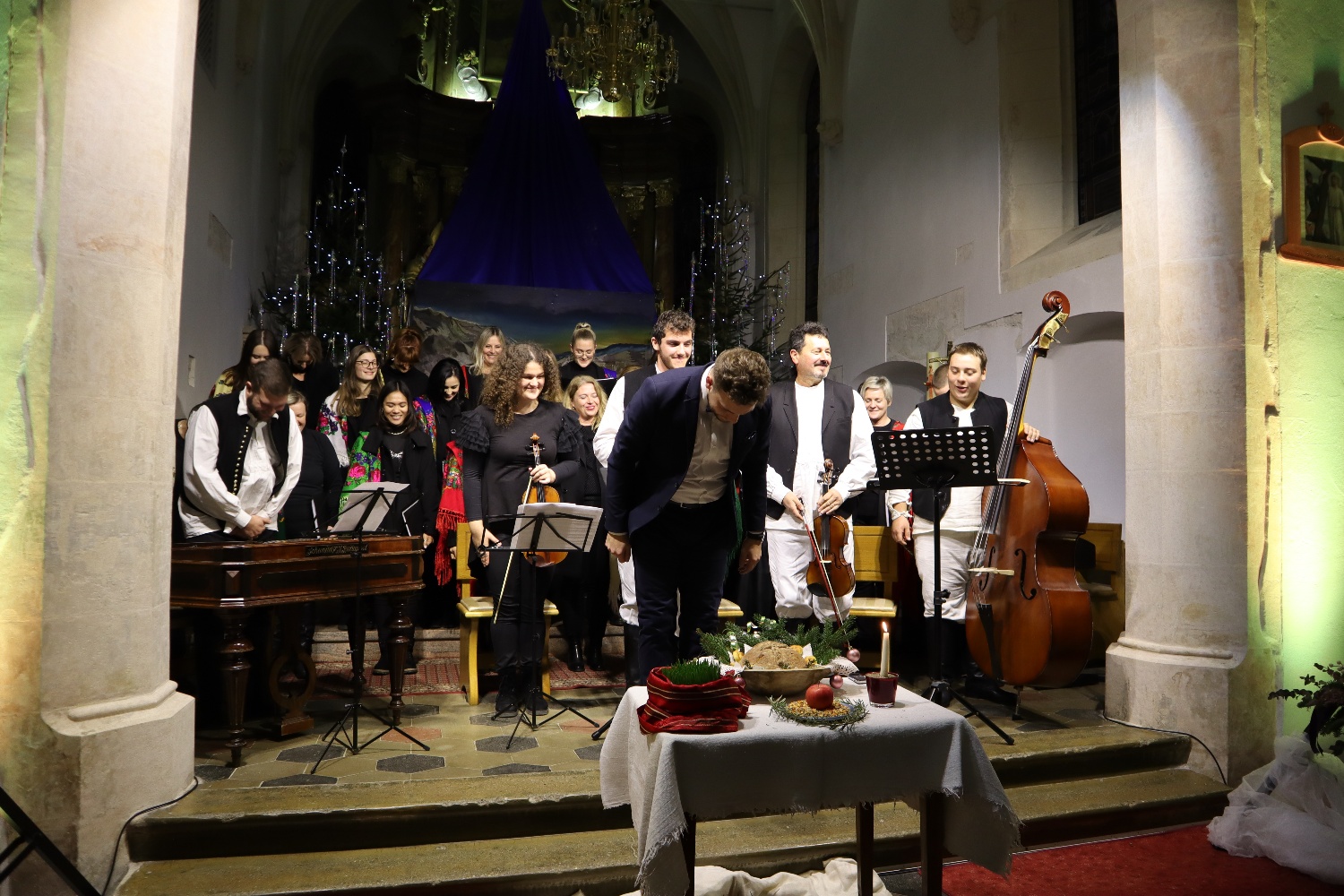 FOTO Adventsko-božićni koncert HKUU Sveti Martin