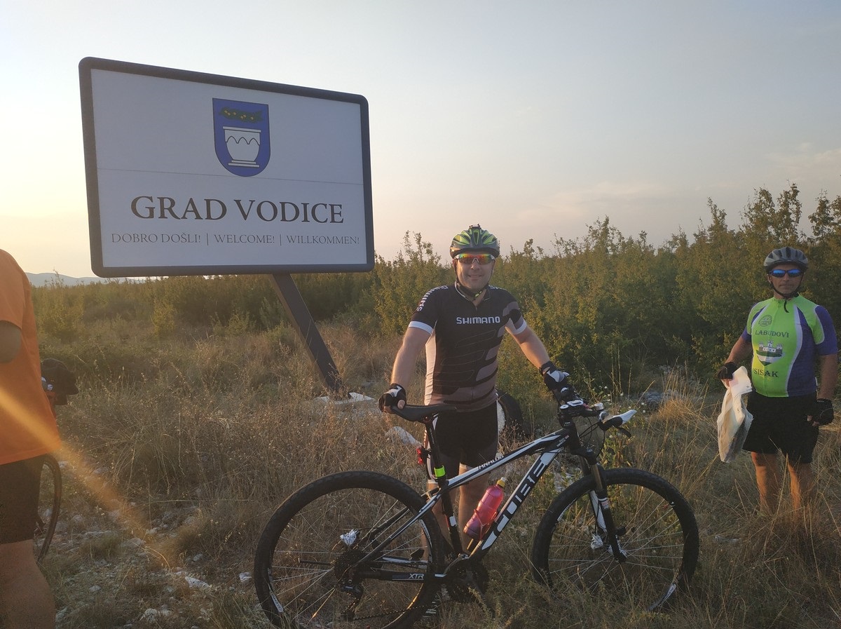 Siniša i Ivan, vatrogasci DVD-a Žiškovec, biciklirali 320 kilometara u čast kornatskih žrtava