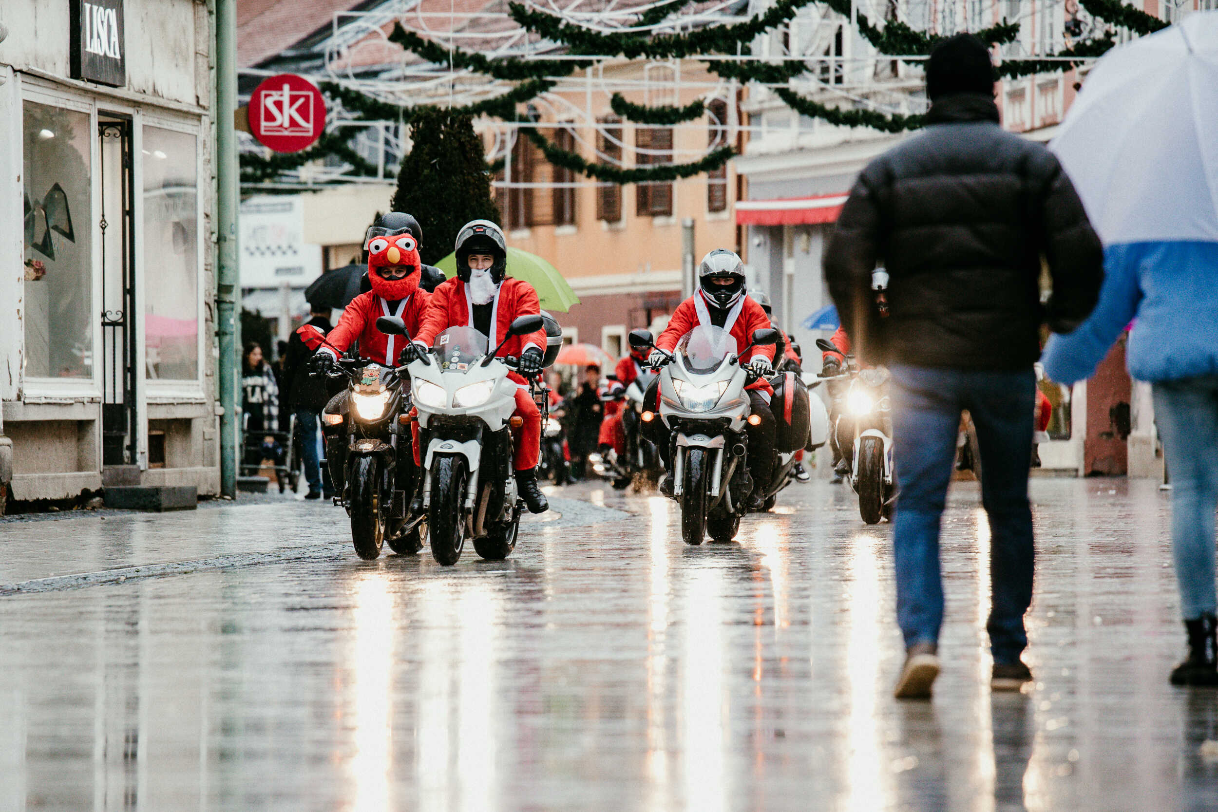 Niti loše vrijeme nije umanjilo radost koju donose brojni programi čakovečkog Adventa