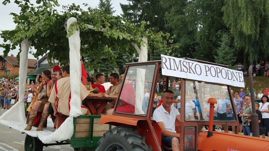 daniturizmasvetimartinnamuri177