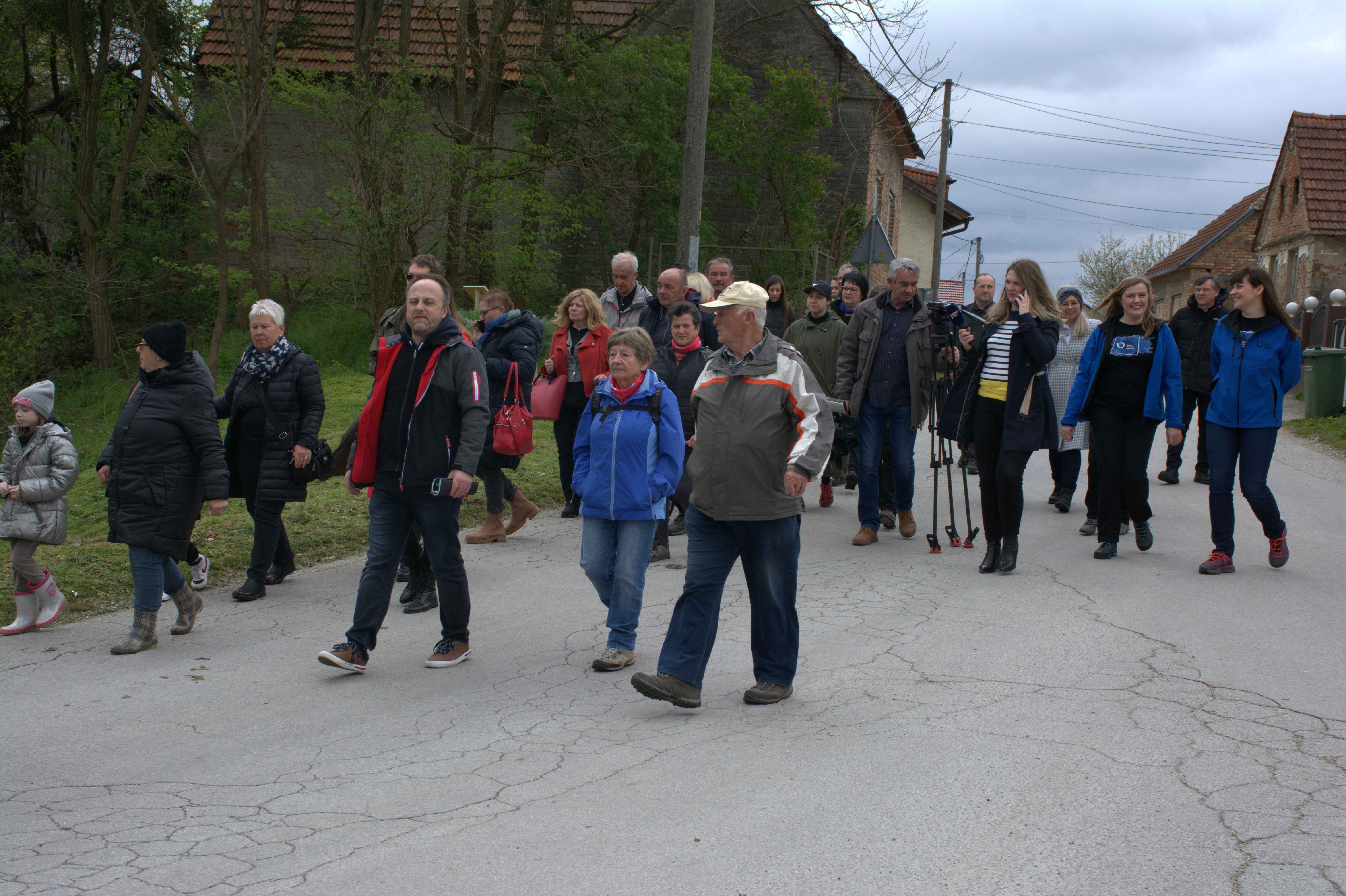 KRIŽOVEC Vrijeme je poslužilo i službeno je otvorena nova poučna staza “Čovjek i rijeka” KRIŽOVEC Vrijeme je poslužilo i službeno je otvorena nova poučna staza “Čovjek i rijeka”