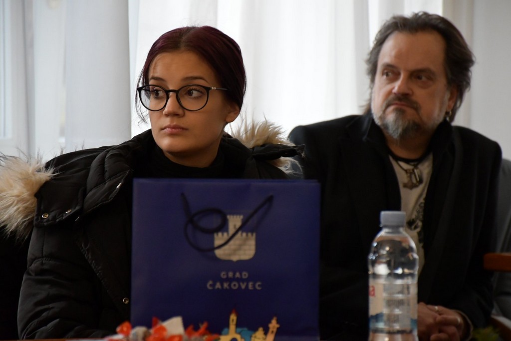 ULAGANJE U OBRAZOVANJE U Gradu Čakovcu potpisano novih stotinu ugovora o stipendiranju studenata