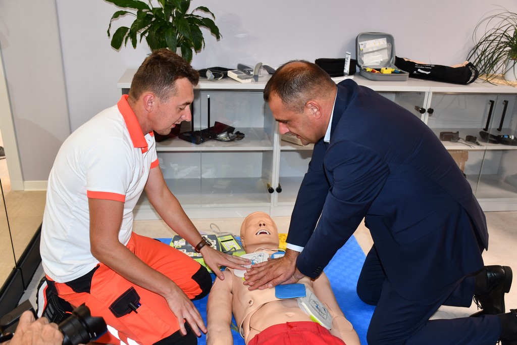 ZAVRŠILI RADOVI Svečano otvoren Edukacijski centar Zavoda za hitnu medicinu Međimurske županije ZAVRŠILI RADOVI Svečano otvoren Edukacijski centar Zavoda za hitnu medicinu Međimurske županije