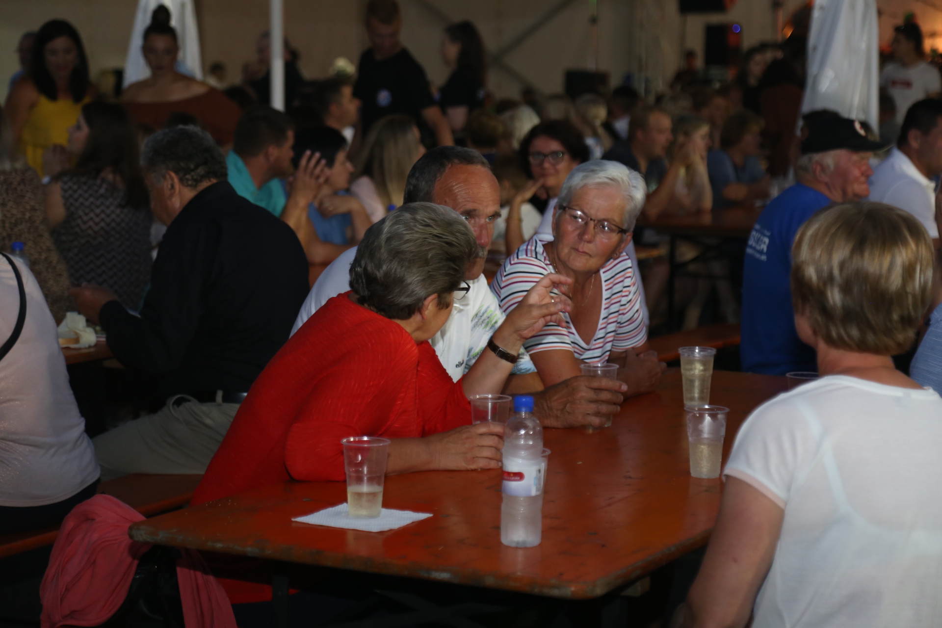 Dani Općine Mala Subotica – koncert Tragova i Crvene jabuke u Palovcu