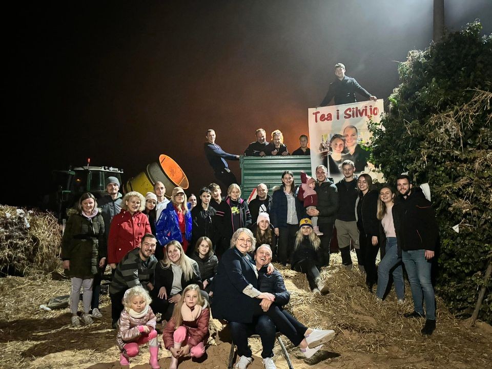 NATEPANJE, Silvijo i Tena Vurušić