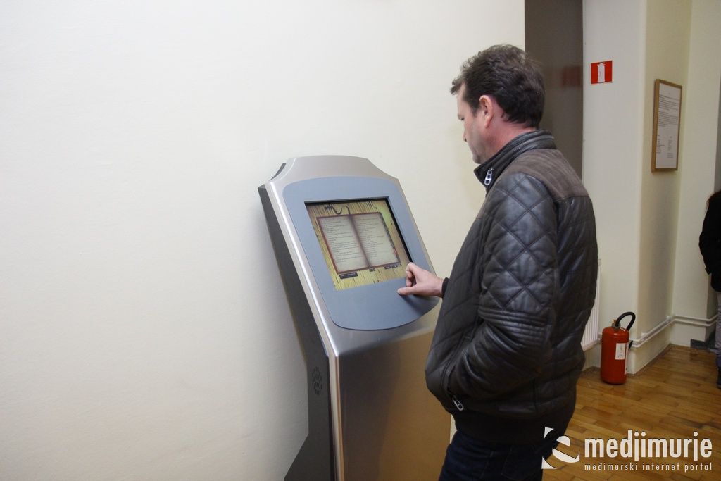 nocmuzejacakovec0046647118