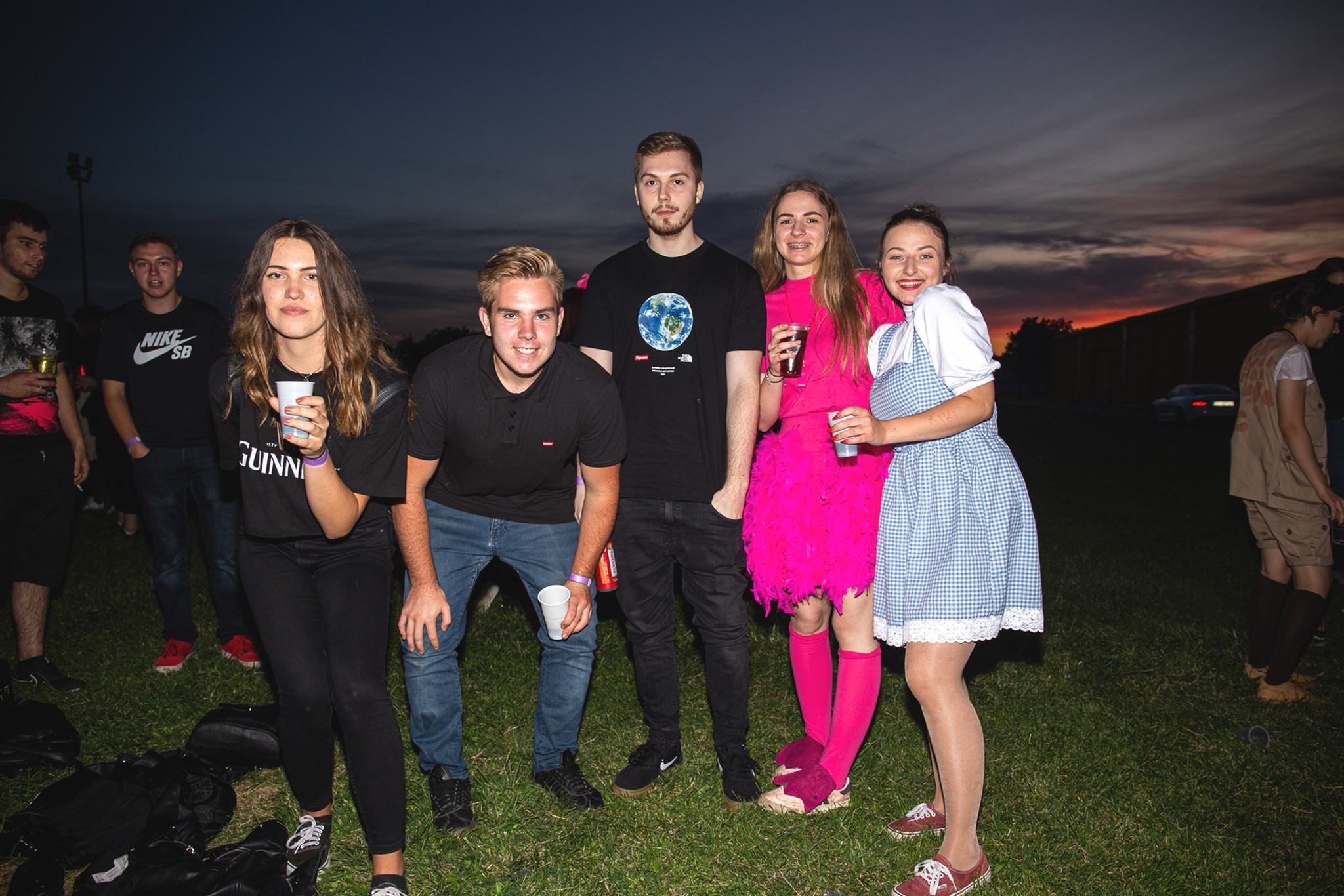 MATURANTI SE ZABAVLJAJU Odlična zabava za kraj na Mesapu