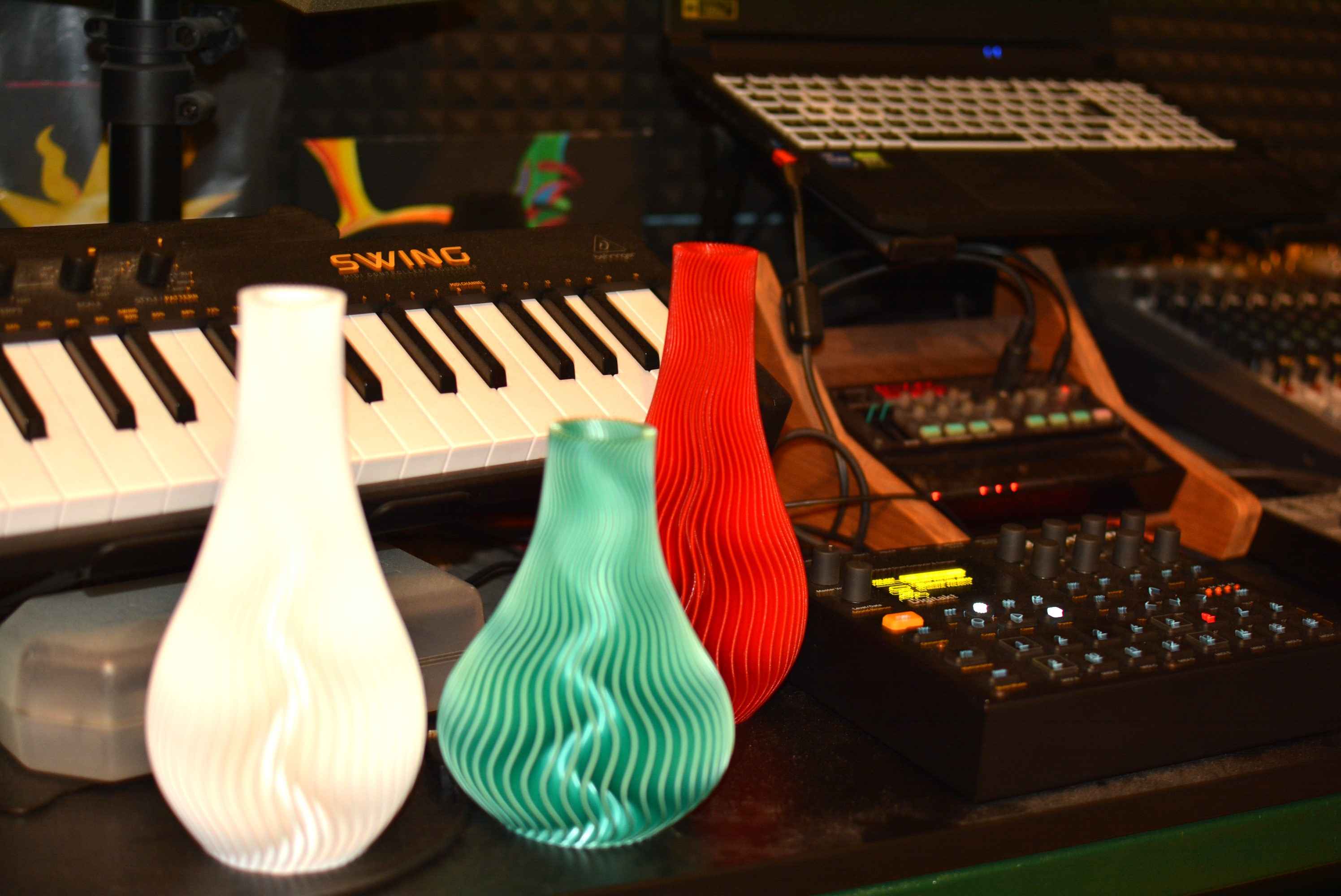 INOVATIVNI MAJSTOR Aleksandar Polanec (34) iz Selnice mixa glazbu od malena i 3D printa predivne spiralne vaze INOVATIVNI MAJSTOR Aleksandar Polanec (34) iz Selnice mixa glazbu od malena i 3D printa predivne spiralne vaze