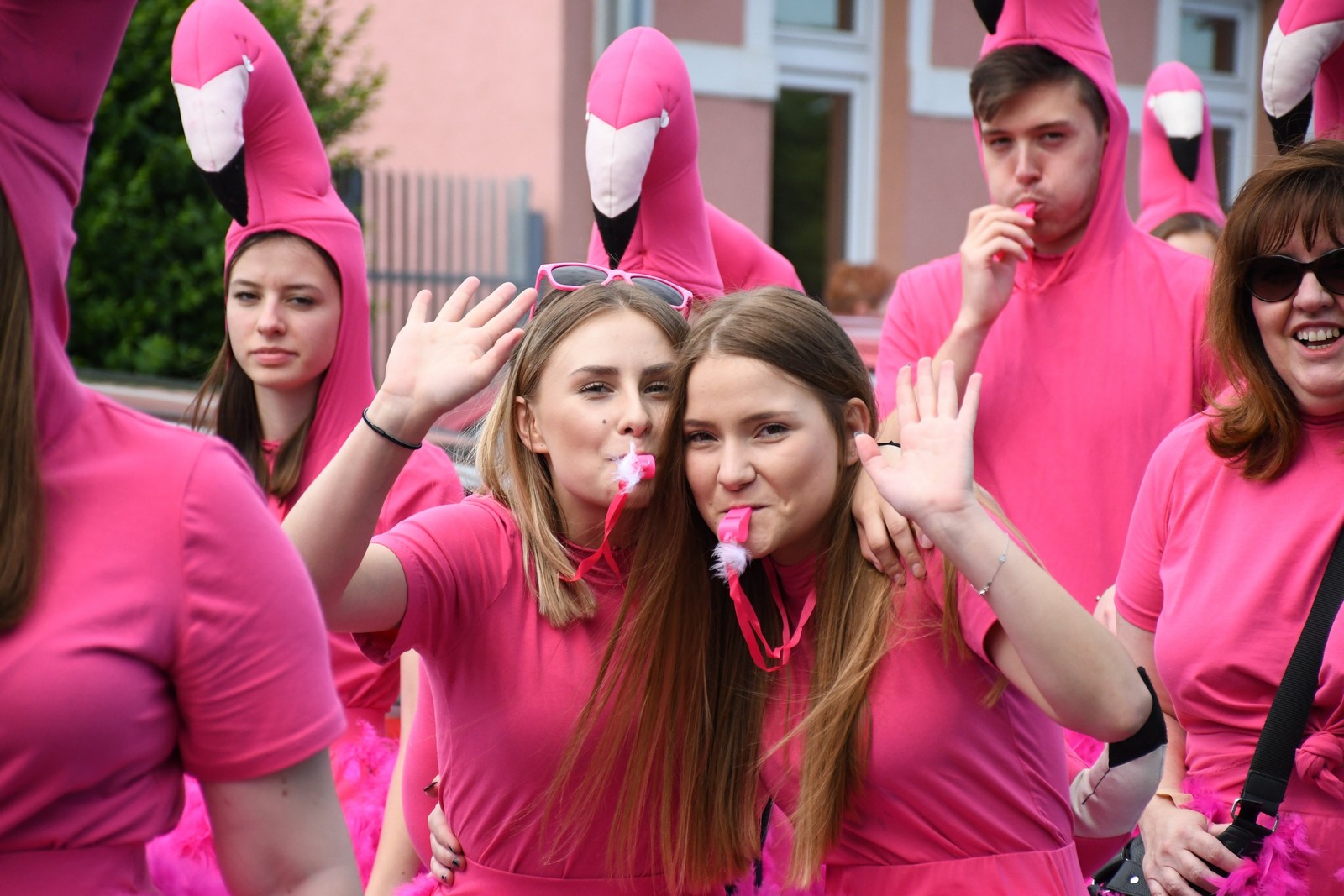 FOTO Povorka protutnjala gradom, maturanti s osmjehom dočekali kraj srednje škole!