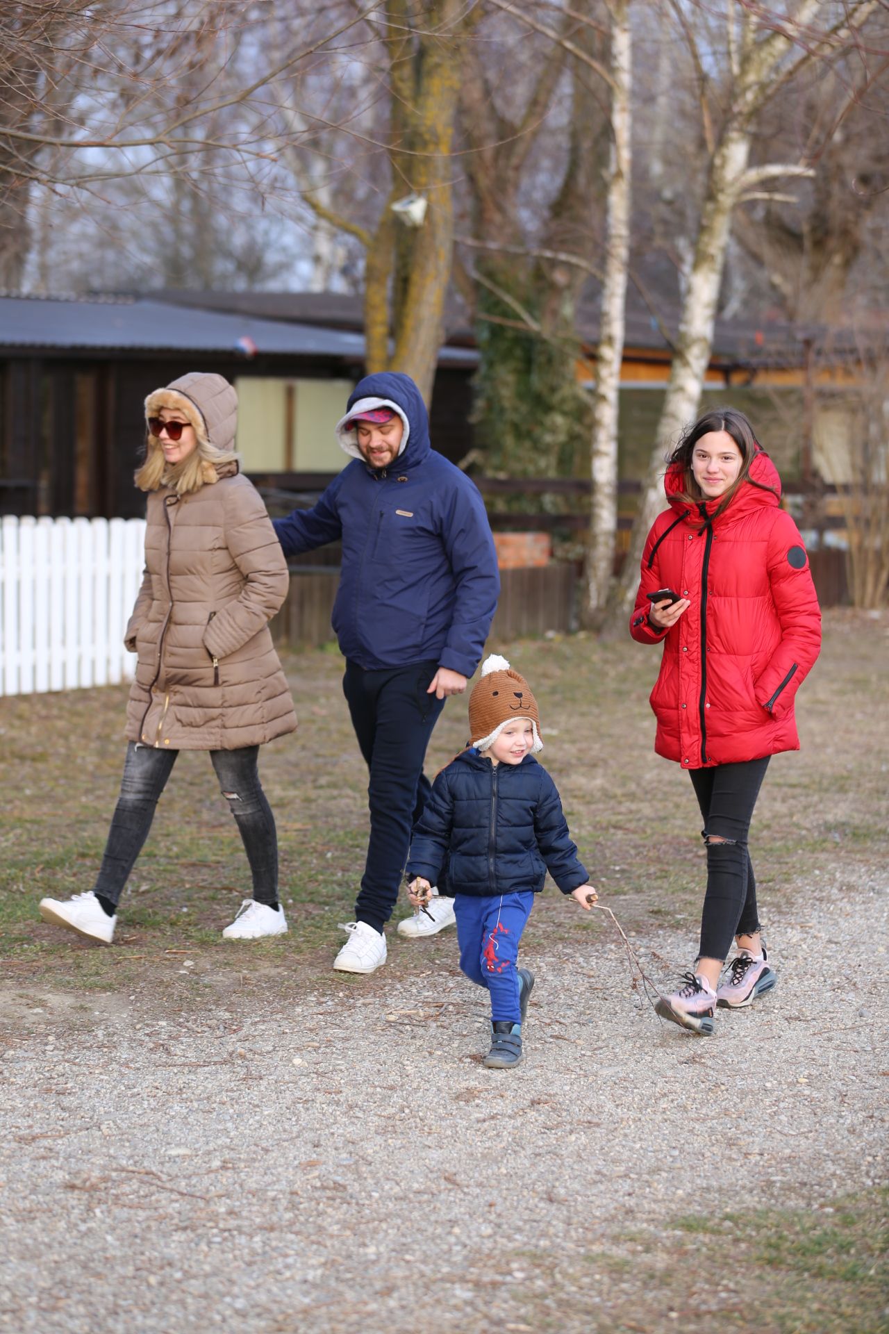 Klikom po Marini (nedjelja, 6.2.2002.)