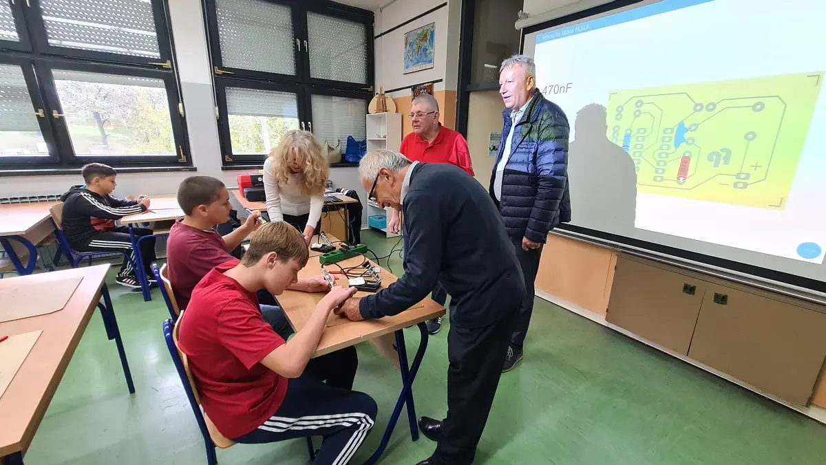 2 STEM RADIONICA SMND (12)