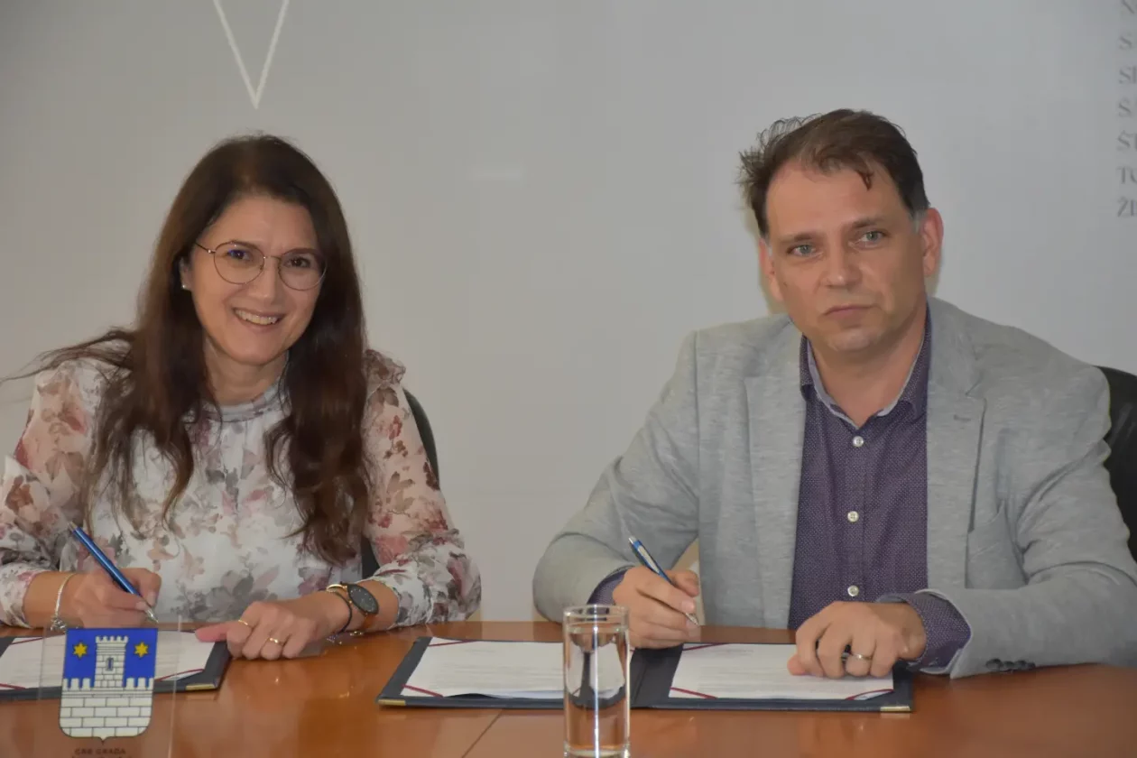 2. Osnovna škola, Čakovec, Grad Čakovec (5) 2. Osnovna škola, Čakovec, Grad Čakovec (5)