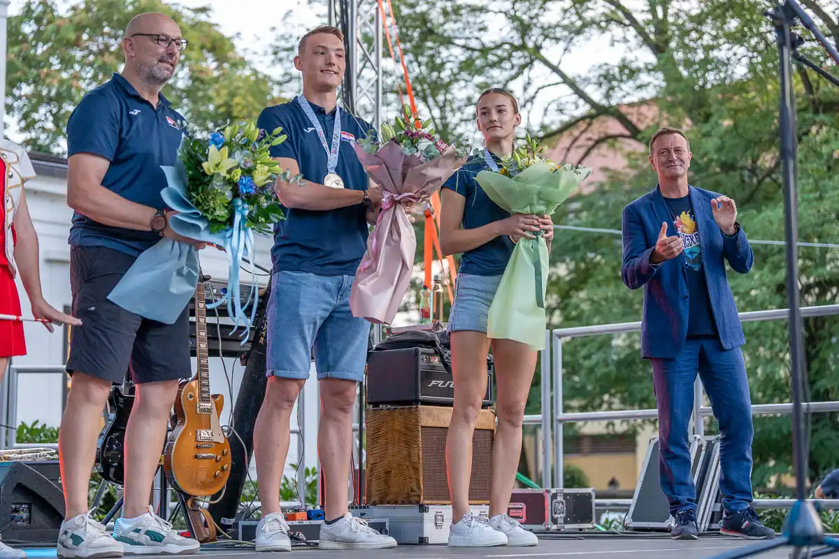 2.9.2024. – Svečani doćek Jane Košćak i Roka Farkaša_FB Media (12 of 35) 2.9.2024. – Svečani doćek Jane Košćak i Roka Farkaša_FB Media (12 of 35)