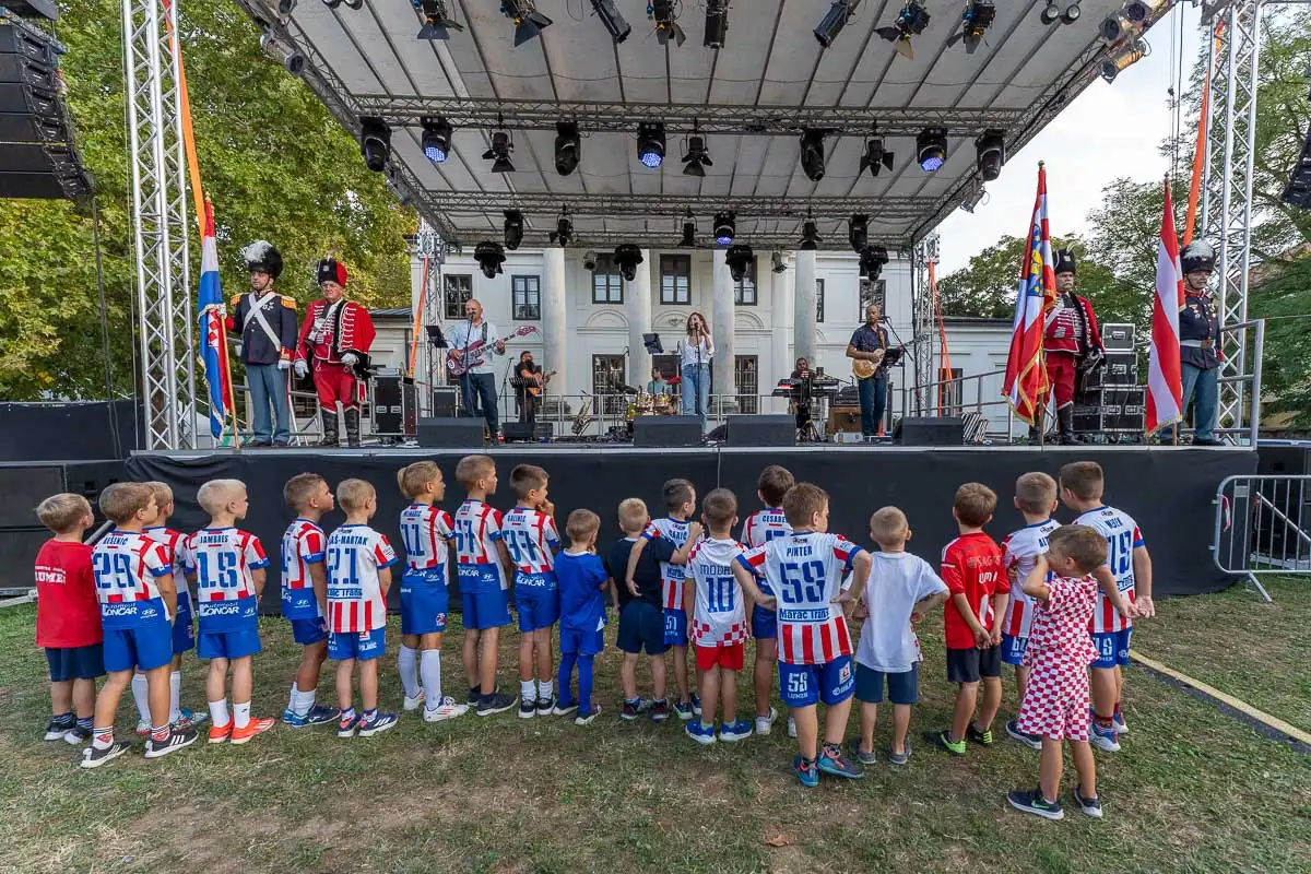 2.9.2024. – Svečani doćek Jane Košćak i Roka Farkaša_FB Media (3 of 35) 2.9.2024. – Svečani doćek Jane Košćak i Roka Farkaša_FB Media (3 of 35)