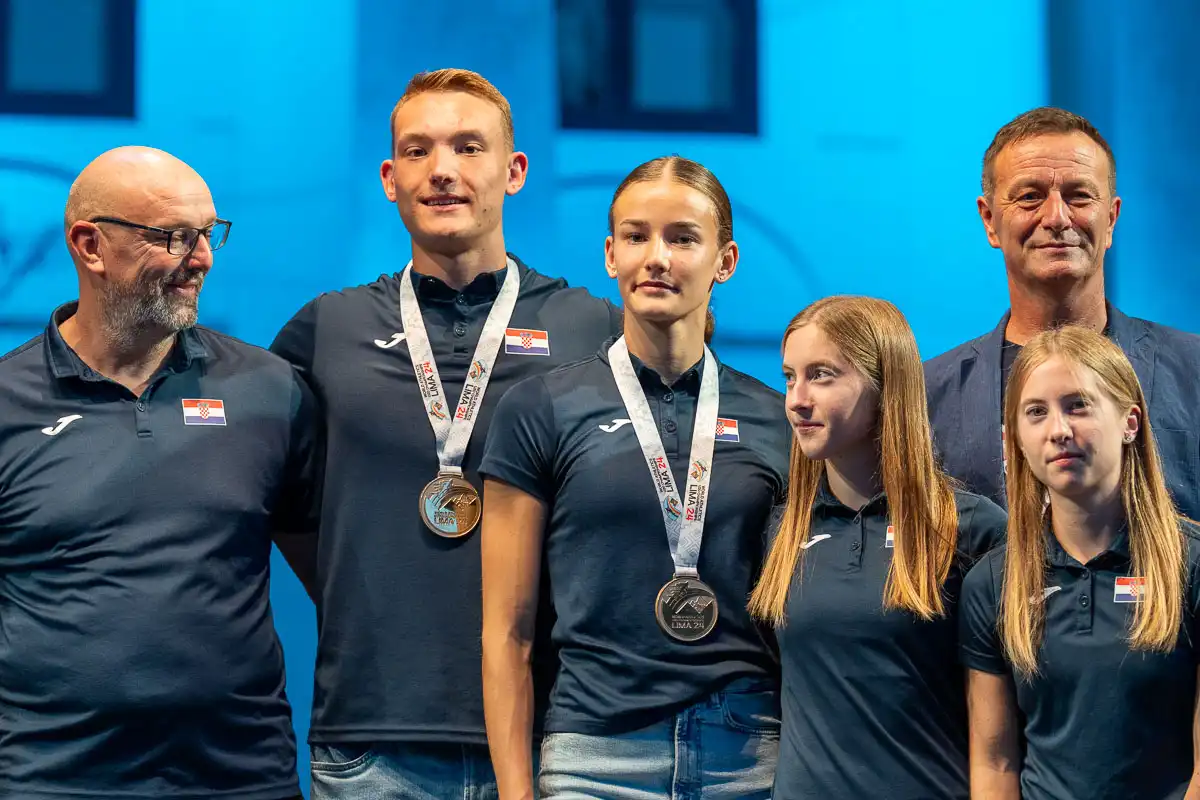 2.9.2024. – Svečani doček Jane Košćak i Roka Farkaša_FB Media (30 of 35) 2.9.2024. – Svečani doček Jane Košćak i Roka Farkaša_FB Media (30 of 35)