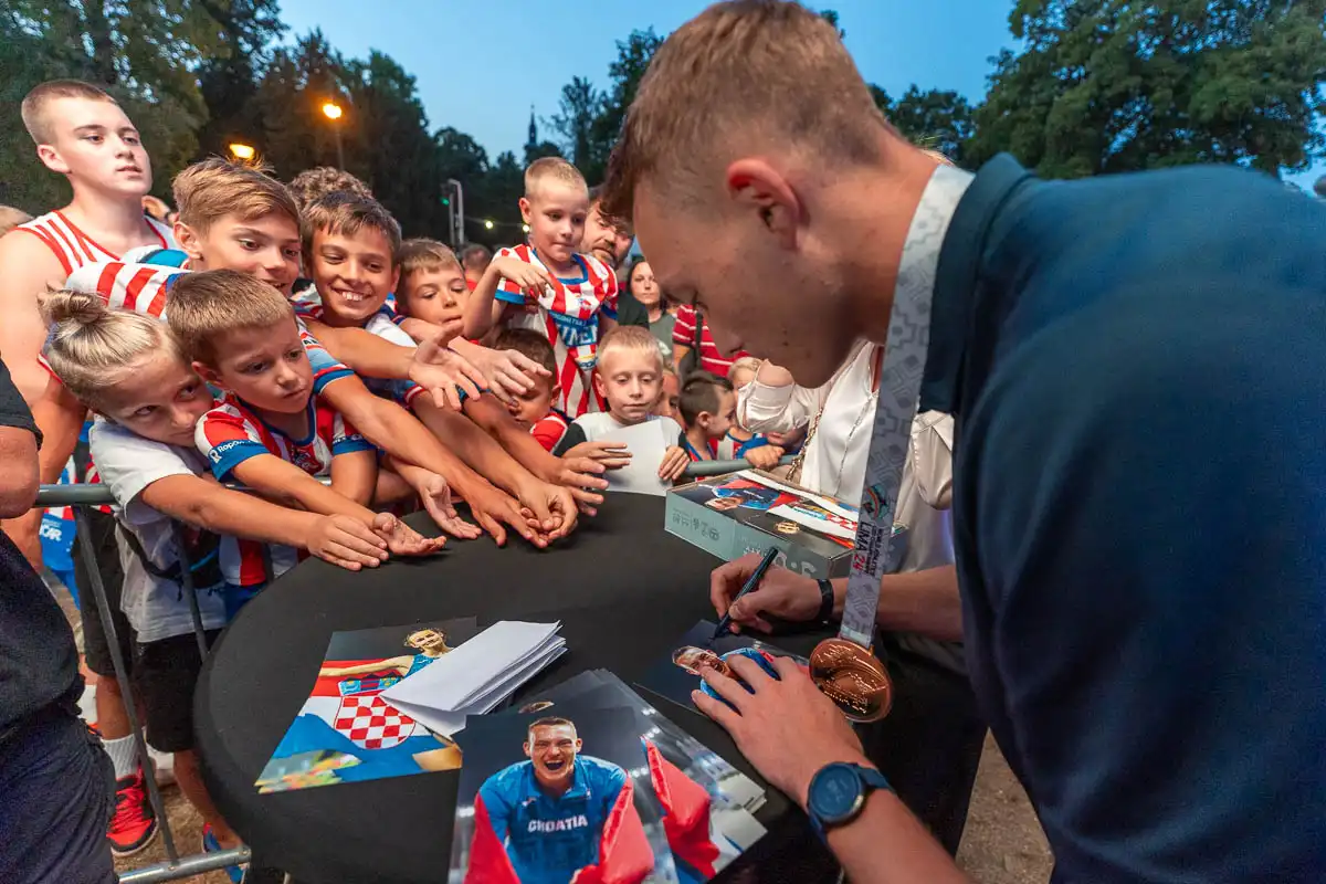 2.9.2024. – Svečani doćek Jane Košćak i Roka Farkaša_FB Media (35 of 35) 2.9.2024. – Svečani doćek Jane Košćak i Roka Farkaša_FB Media (35 of 35)