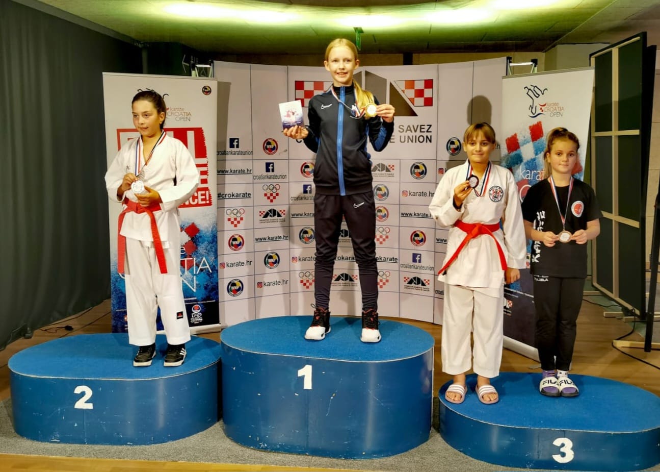 KARATE KLUB GLOBUS Na ‘Croatia openu’ u Rijeci osvojili 3 zlata i 6 bronci