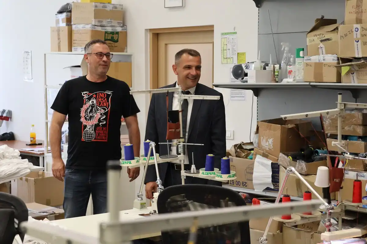 Humana-Nova-11 Humana-Nova-11