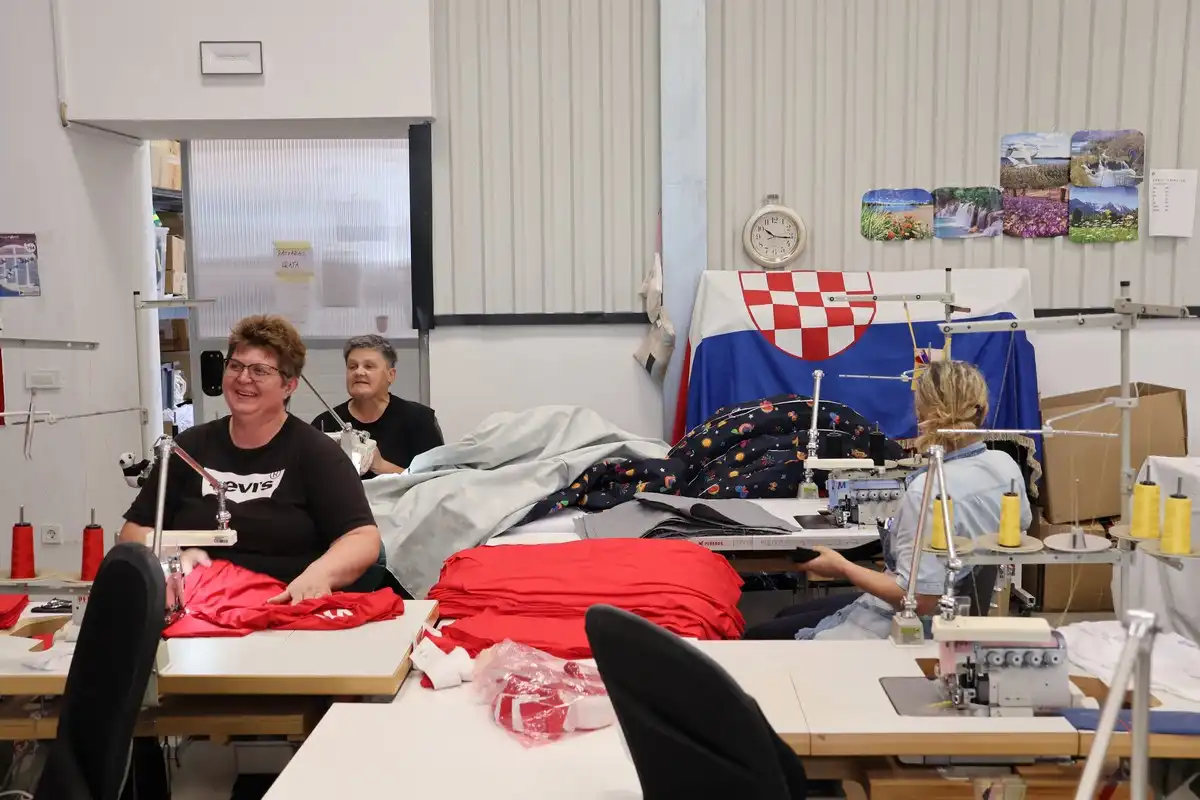 Humana-Nova-13 Humana-Nova-13