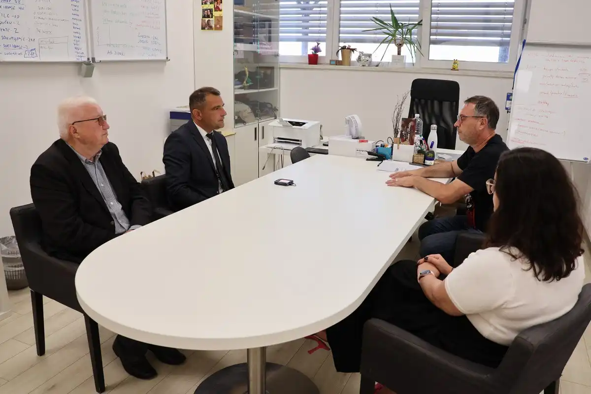 Humana-Nova-2 Humana-Nova-2