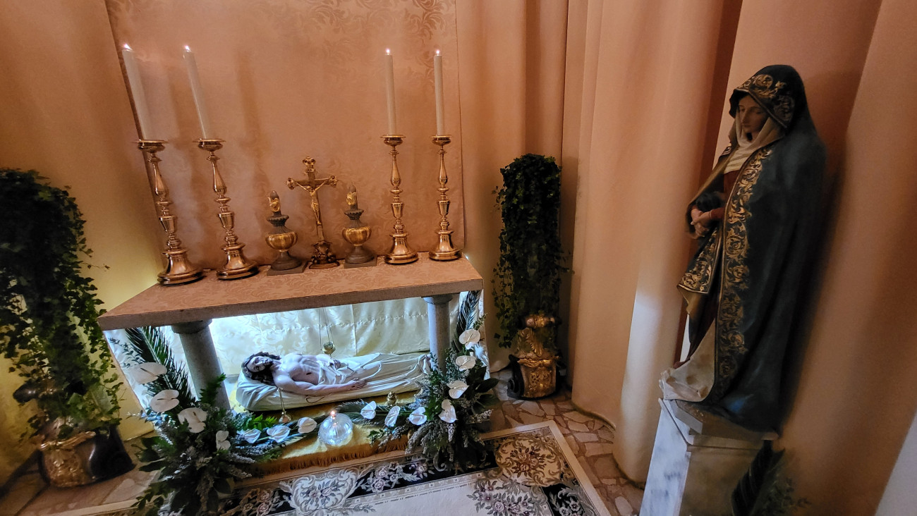 Zrinska garda čuva Isusov grob