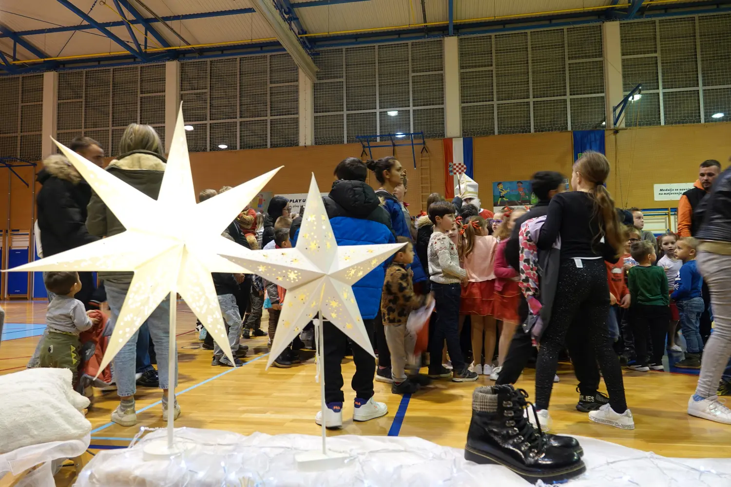 2024_12_05_DSC-RX10M4_0487 sveti nikola djeca 2024_12_05_DSC-RX10M4_0487 sveti nikola djeca