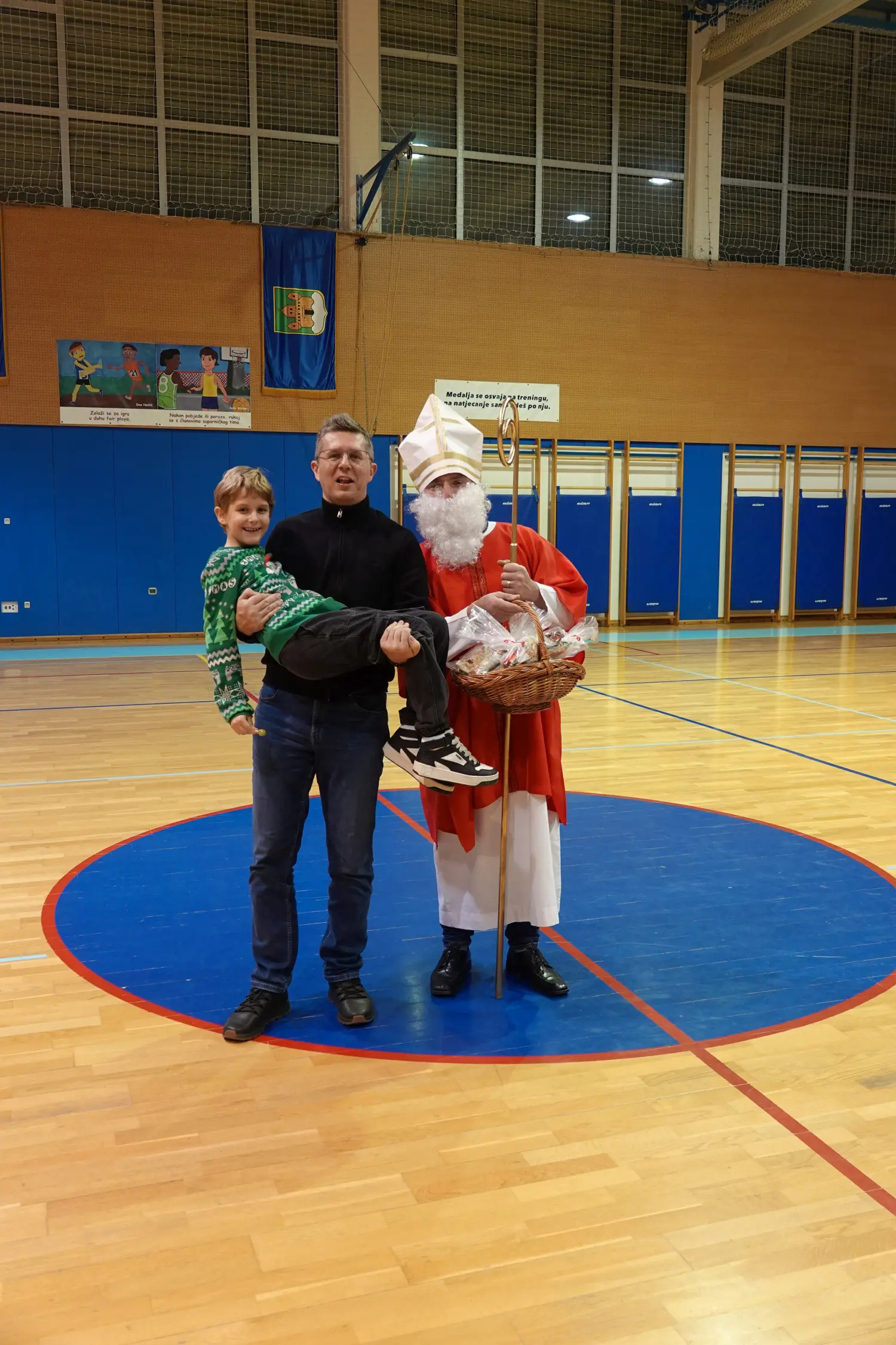 2024_12_05_DSC-RX10M4_0596 sveti nikola davor fran 2024_12_05_DSC-RX10M4_0596 sveti nikola davor fran