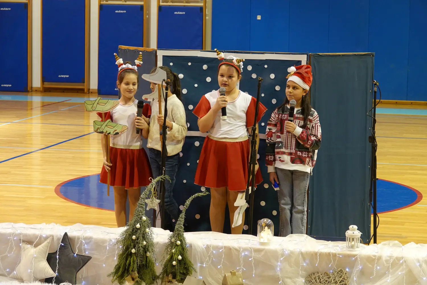 2024_12_05_DSC-RX10M4_9993 predstava 2024_12_05_DSC-RX10M4_9993 predstava