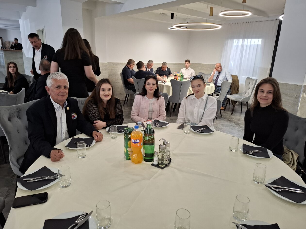 20250429_105056 20250429_105056