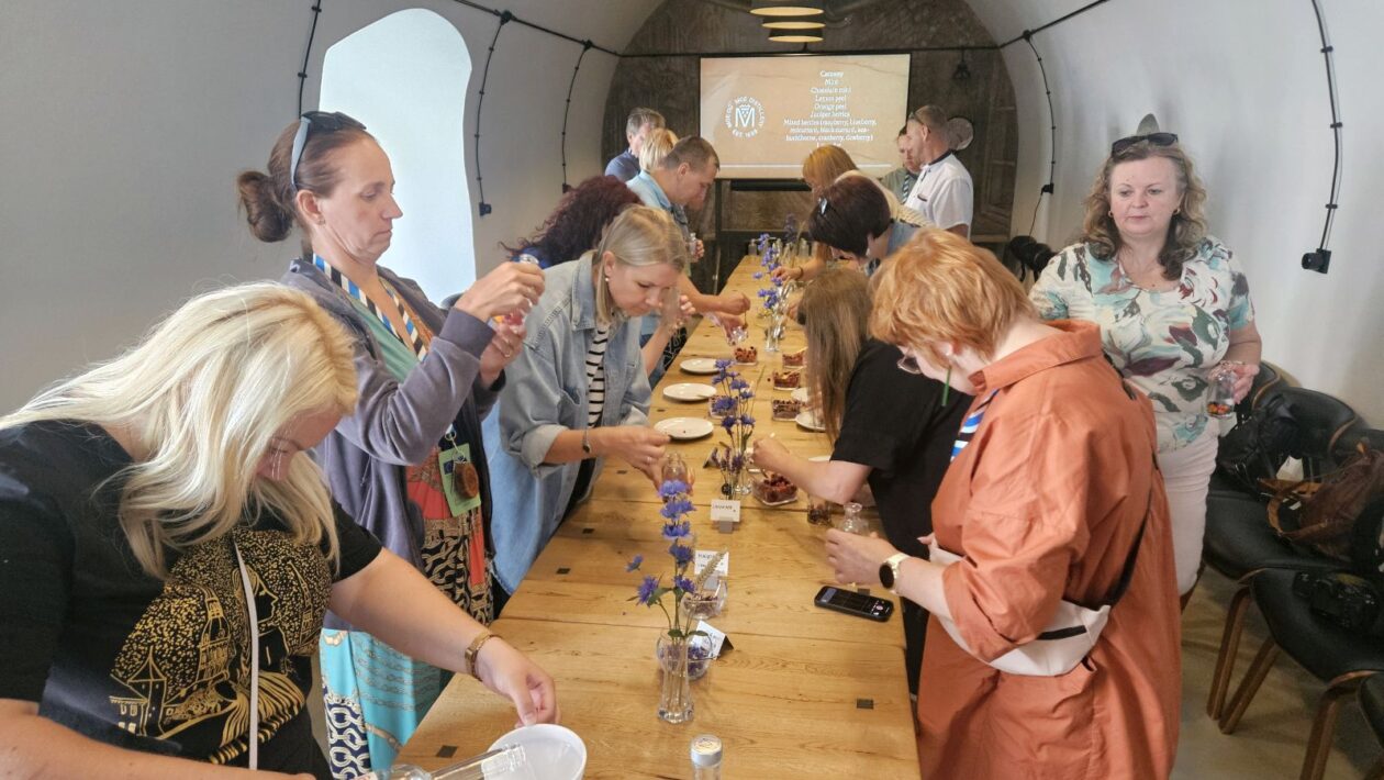 20250806_162554 20250806_162554