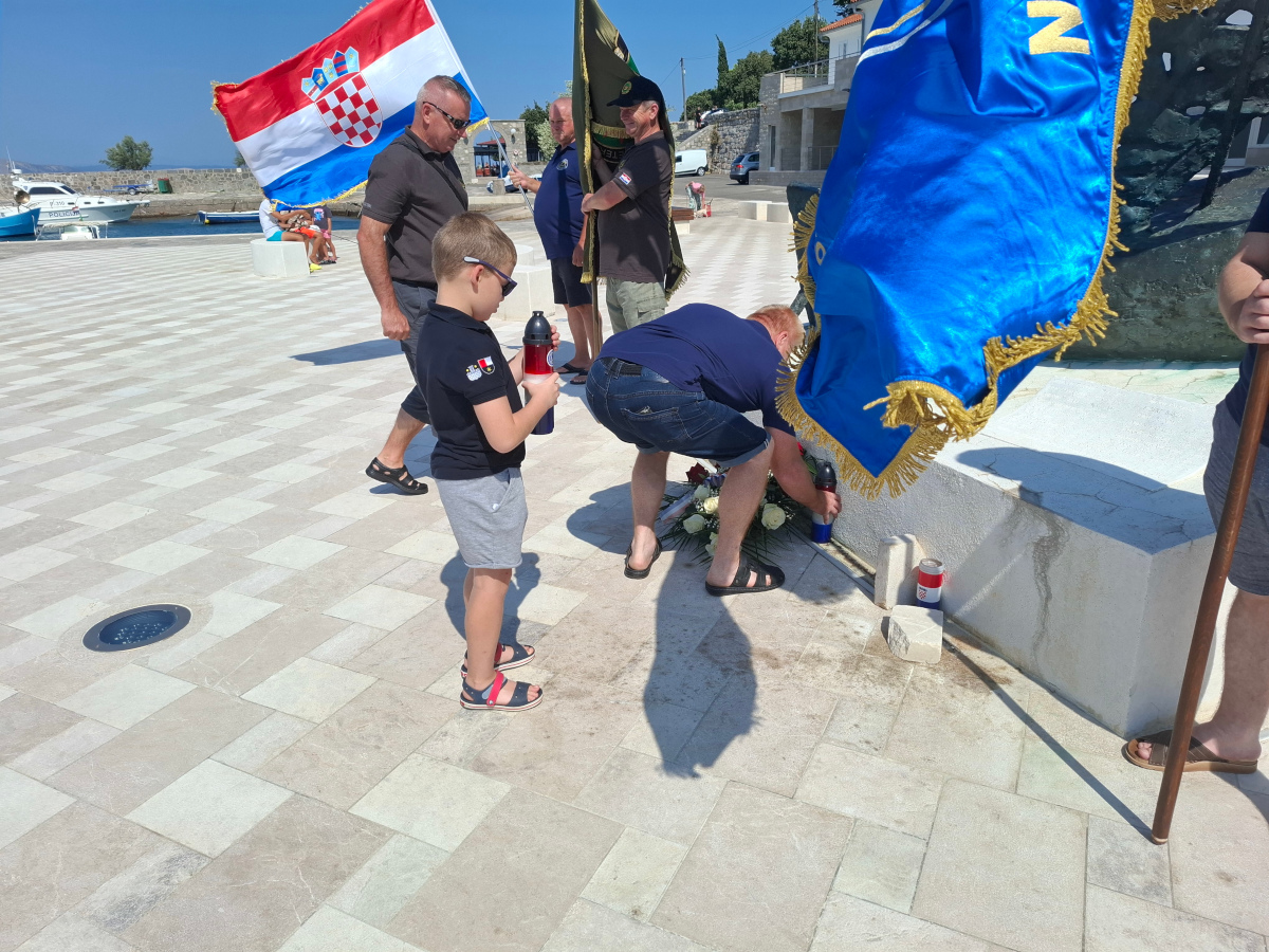 Studijsko putovanje VRO "Oluja"