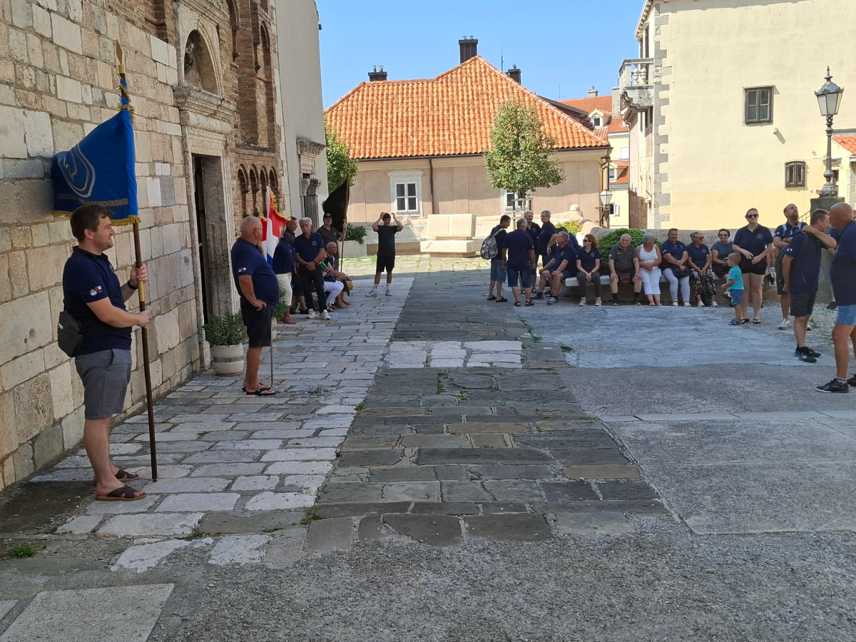 Studijsko putovanje VRO "Oluja"