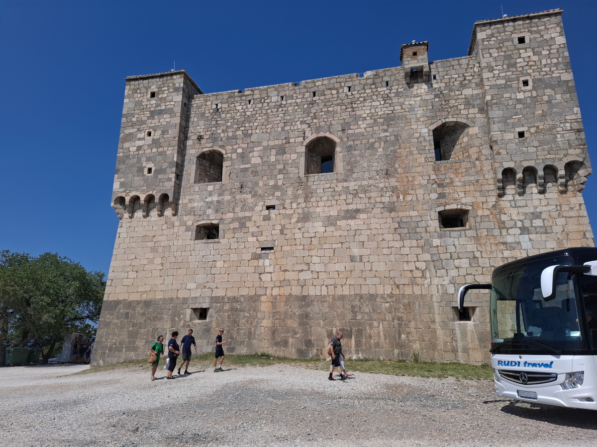 Studijsko putovanje VRO "Oluja"