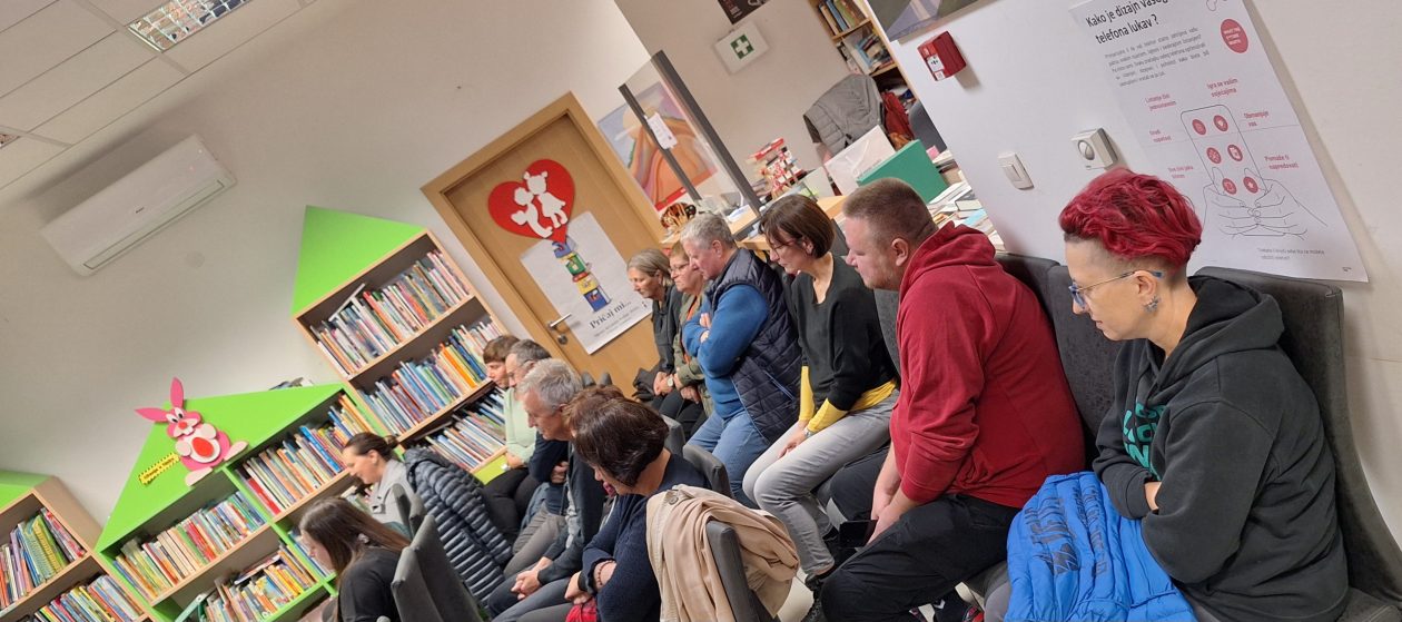 Eli kaj eli nikaj Siniša Golub Mihaela Mesarić Zoran Turk