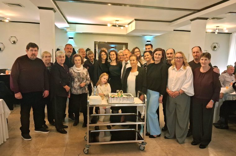 20251121_215313 20251121_215313