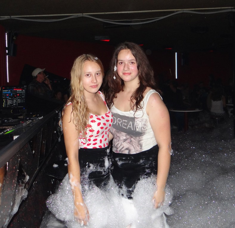slika0102777049 Pjena party u Šampionu (Subota, 16.8.2014.)