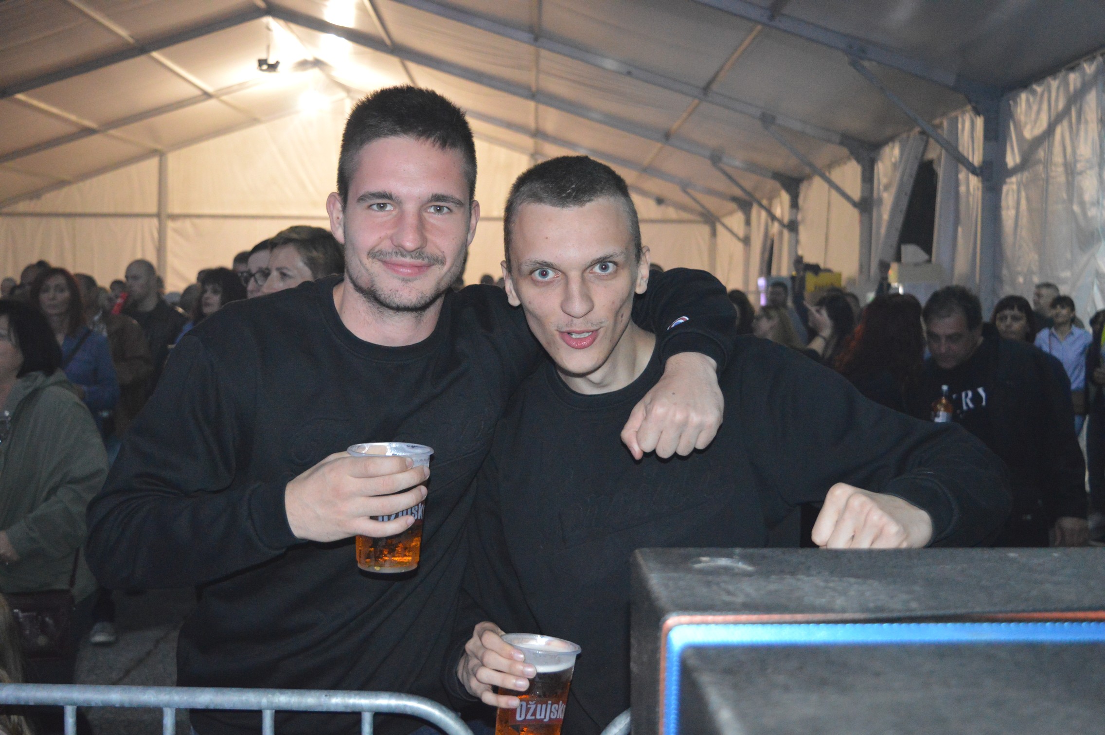 Psihomodo pop i Davor Gobac sjajnim koncertom u Kotoribi zabavili brojnu publiku