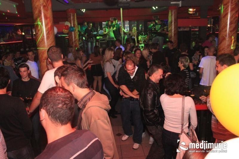 slika0099 Maraton (Subota, 8.10.2011) slika0099 Maraton (Subota, 8.10.2011)