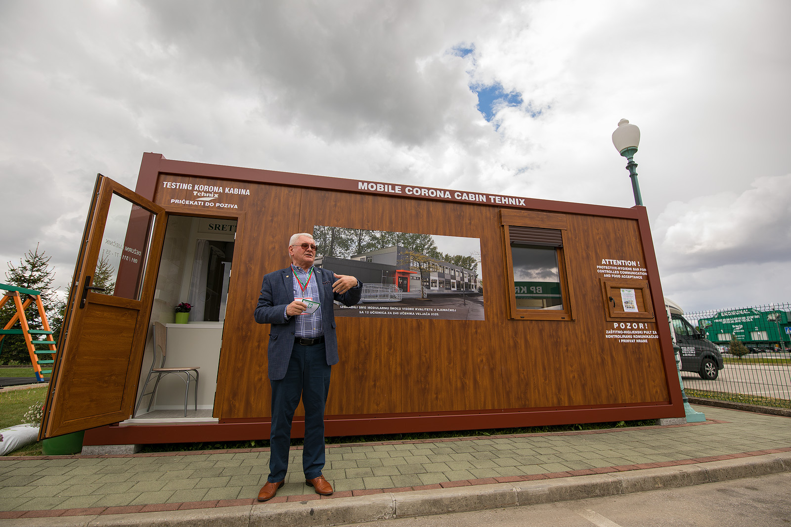 U Tehnixu predstavljeni Corona Kremator i Mobilna Corona kabina