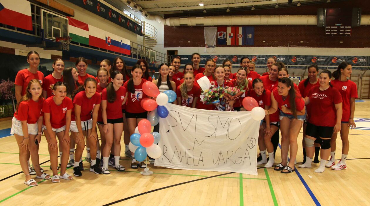 Rahela doček u klubu Rahela doček u klubu