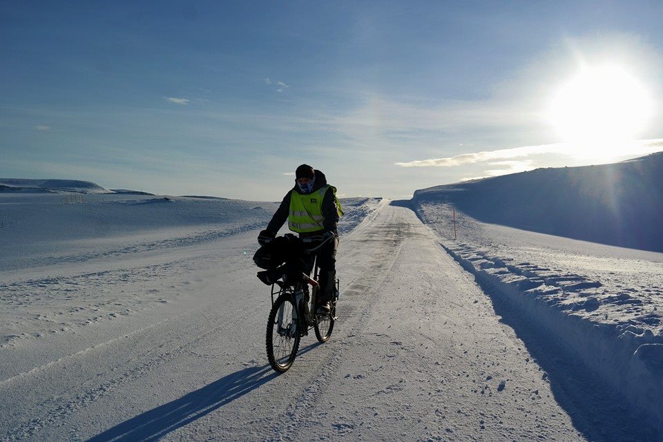 1279939211231560310486826077619