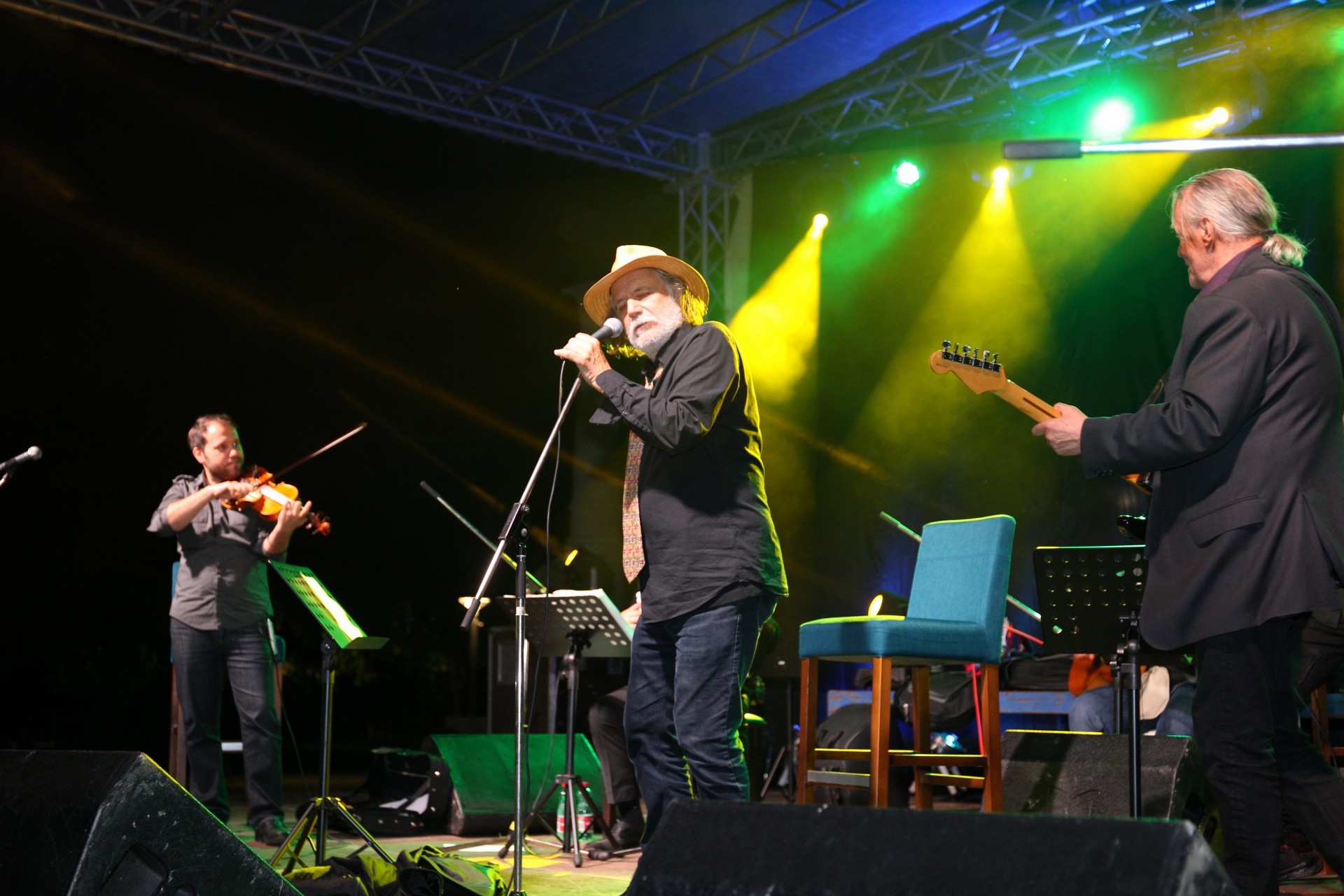 Koncert Rade Šerbedžije i Zapadnog kolodvora na Trgu Republike u Čakovcu