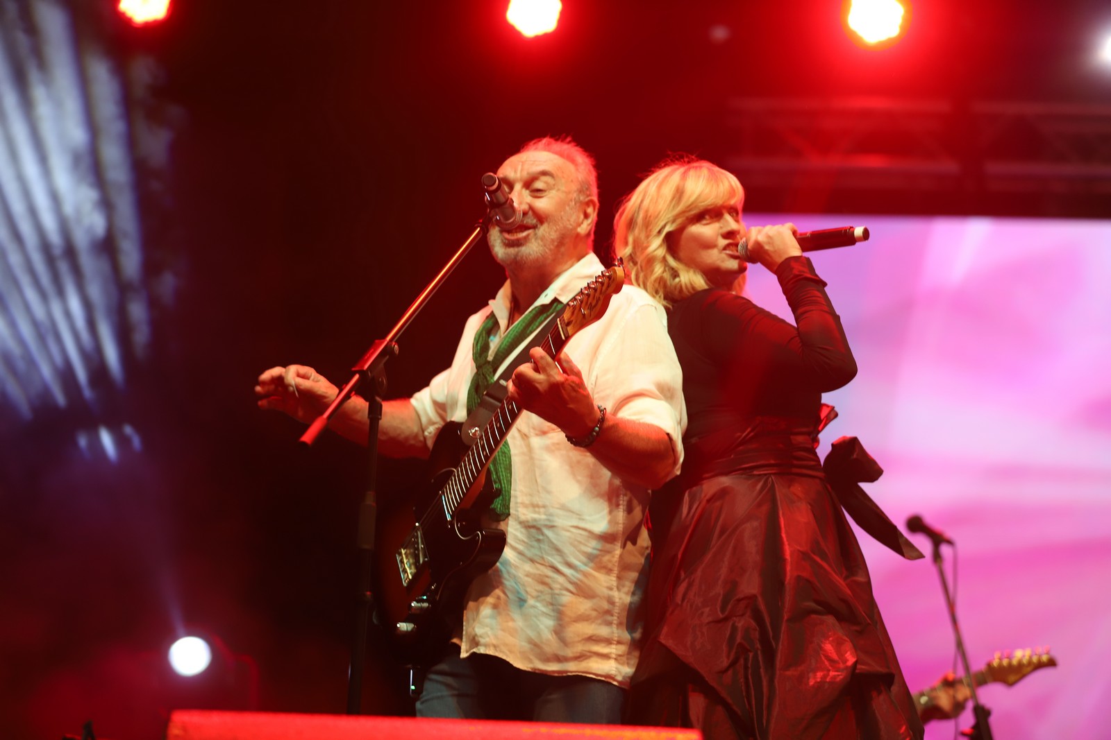 Kako je dobro vidjeti vas opet! Sanja, Marinko i Zec oduševili hitovima Novih Fosila