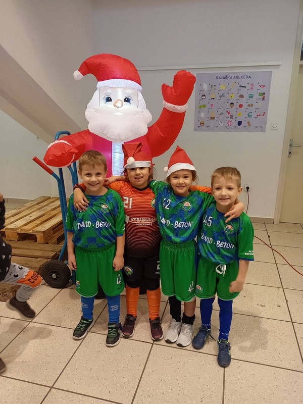 FOTO Na HO HO HO malonogometnom turniru sudjelovalo 500 malih nogometaša