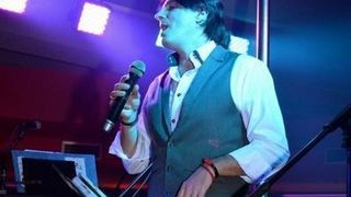 slika0005 Maraton (Petak, 21.3.2014. – Plesnjak Radia 1 uz Showtime band & Leo)