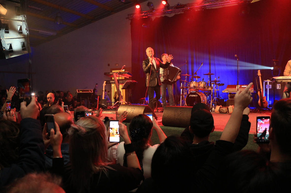 Miroslav Ilić i Kumovi na MESAP-u u Nedelišću