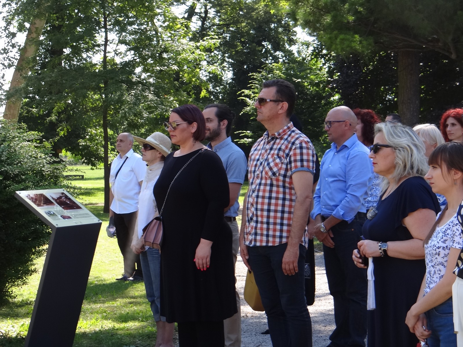 Ispred Učiteljskog fakulteta postavljena glazbena klupa posvećena međimurskoj popevki