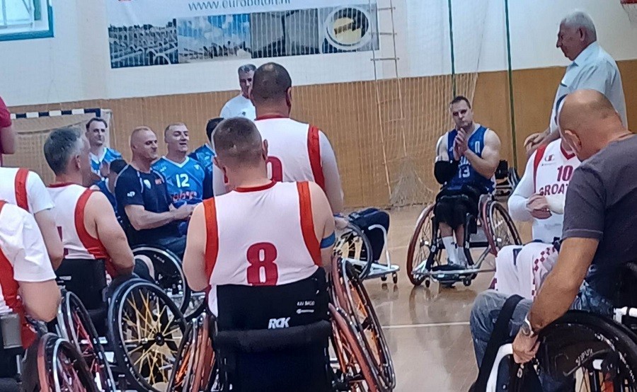 Košarkaši u kolicima