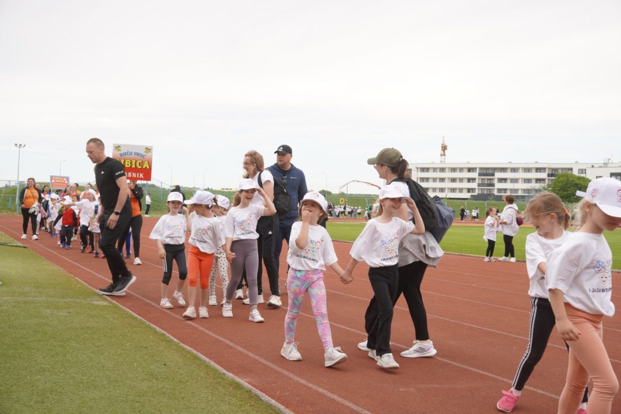 22. olimpijski festival dječjih vrtića (90) 22. olimpijski festival dječjih vrtića (90)
